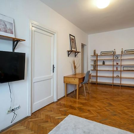 Apartament Universitate - Centrul Vechi Lejlighed Bukarest Eksteriør billede