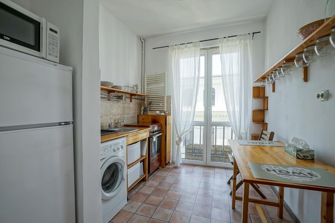 Apartament Universitate - Centrul Vechi Lejlighed Bukarest Eksteriør billede